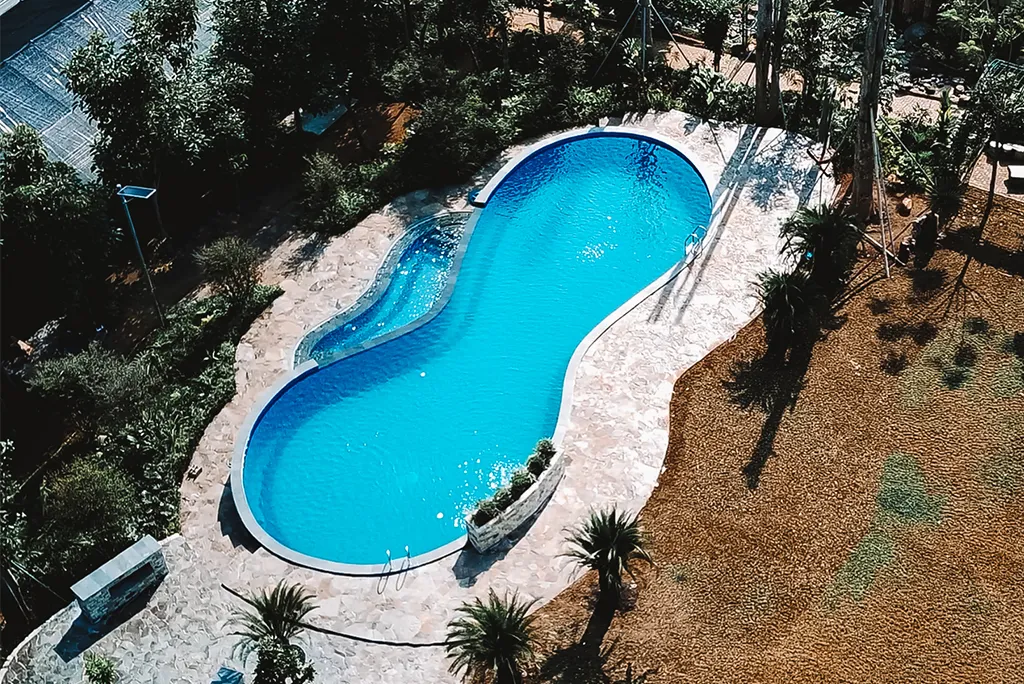 Jasa maintenance kolam renang profesional Jasa maintenance kolam renang profesional