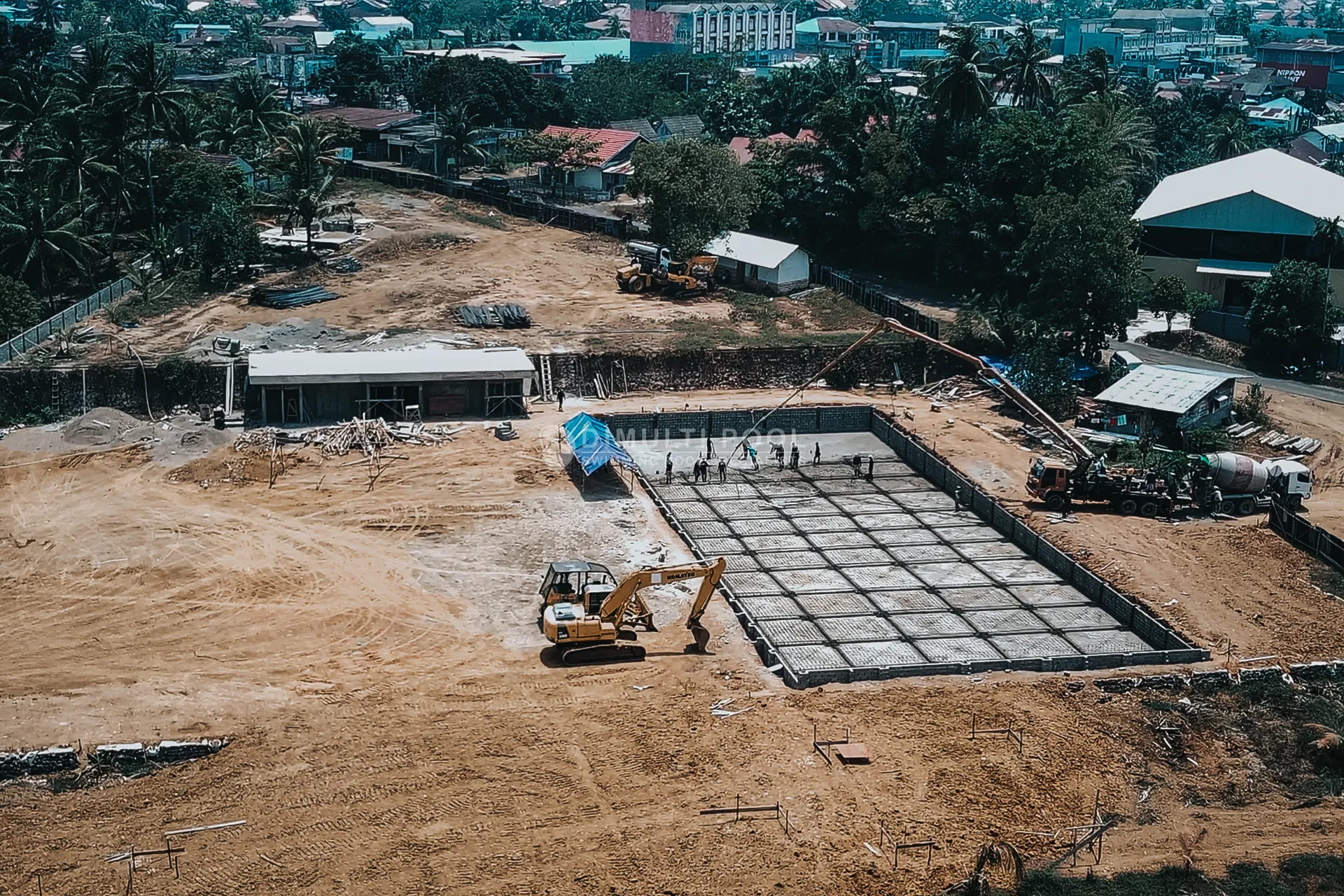 kontraktor Kolam Renang komersial
