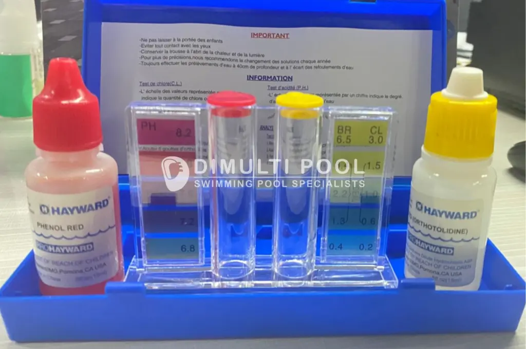 Salah satu merek test kit kolam renang. Ini semua yang perlu diketahui.